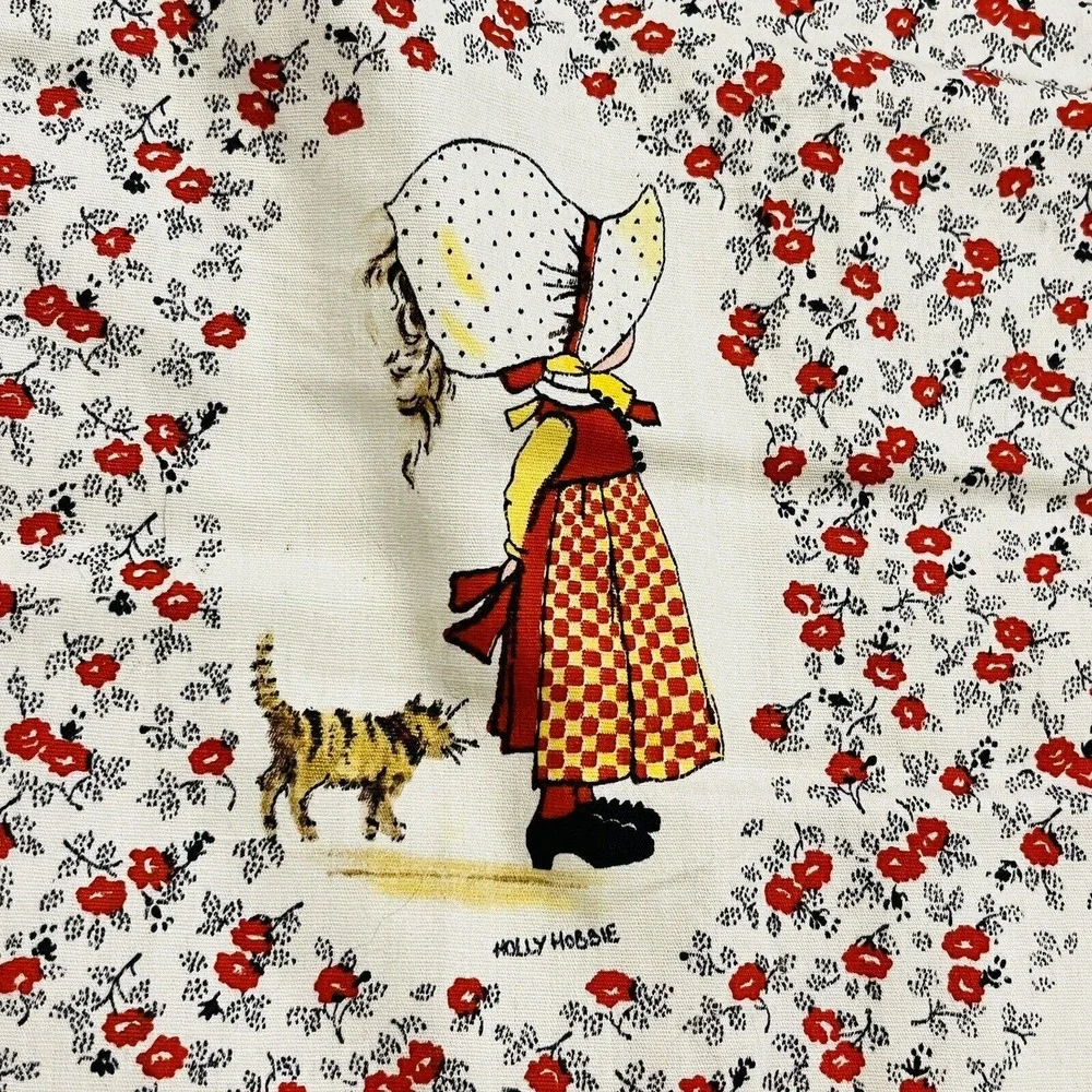 Vtg Homemade Holly Hobbie Throw Blanket Red Floral Fabric Fleece Back Tie‎ Quilt
